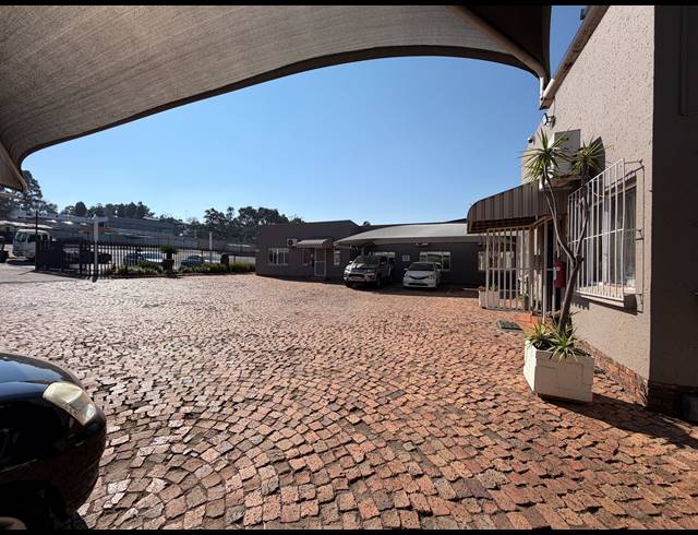 850M² INDUSTRIAL YARD FOR SALE IN ALBERTON NORTH